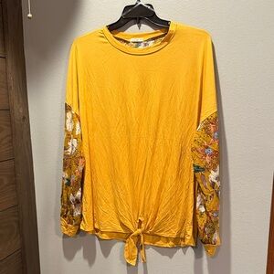 E Luna Floral Sleeve Yellow Women's Top 3X NWOT